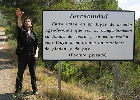 Richie on the roadside